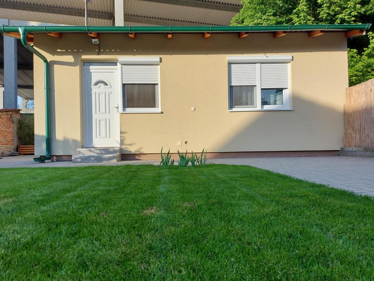 Apartament Garden House Nowy Sad Zewnętrze zdjęcie